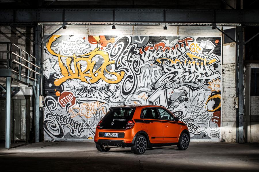  Renault Twingo GT 2016 года  (фото 4 из 49)